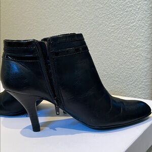 Black Ankle Boots Sofft Brand